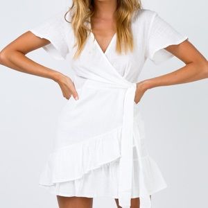 PRINCESS POLLY WHITE WRAP DRESS NWT